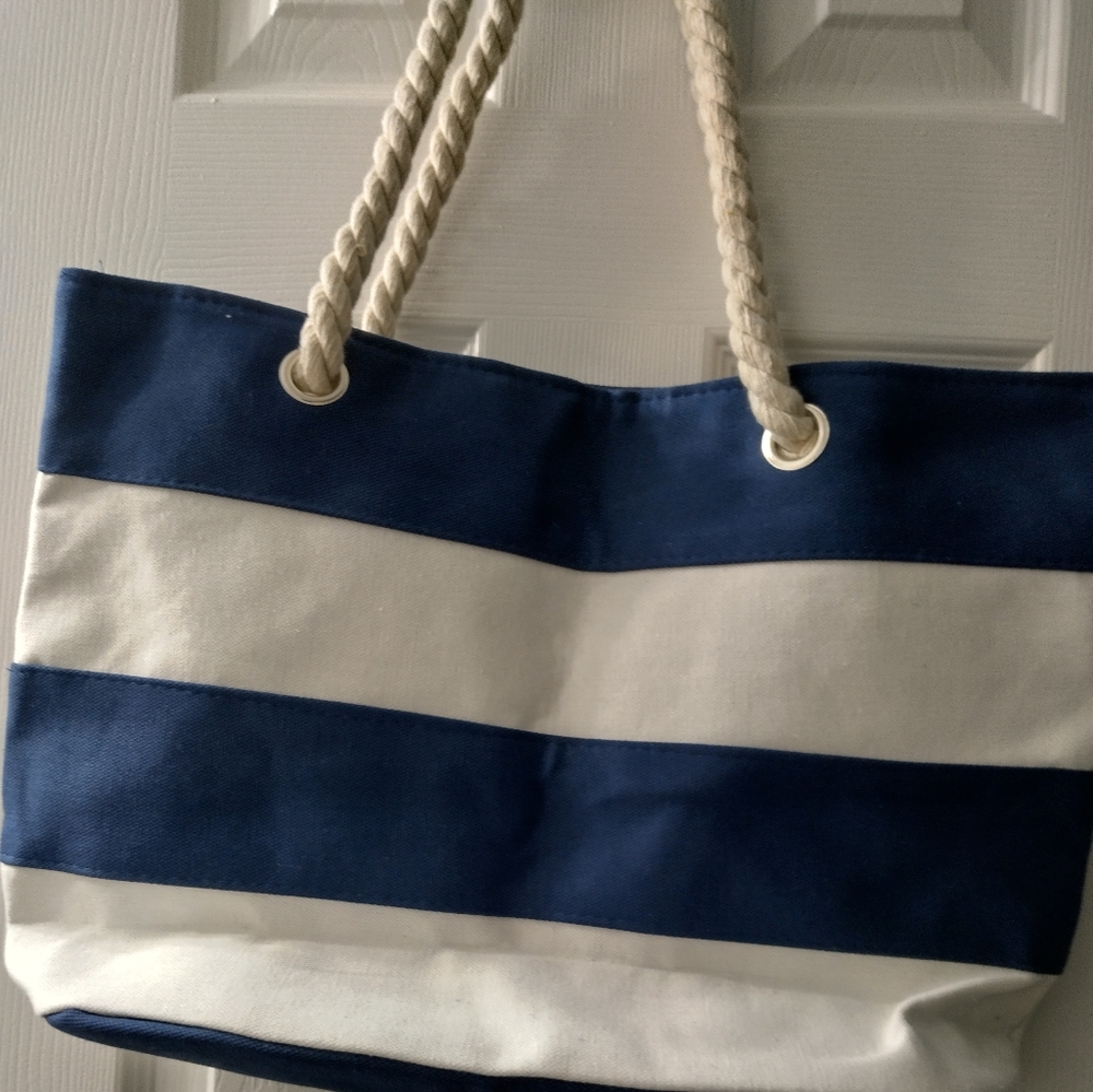 A large Blue and white Canvas bag New without Tags